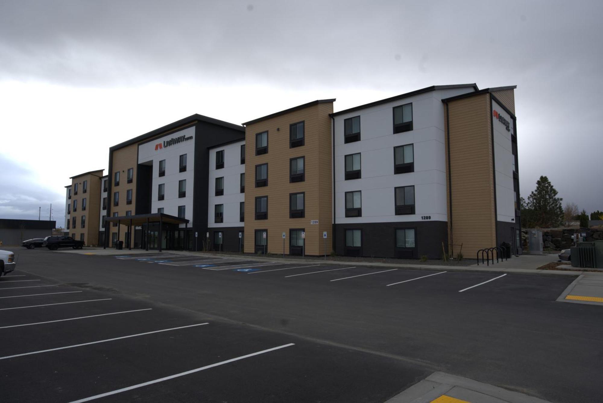 Livaway Suites Tri-Cities-Richland Exterior foto
